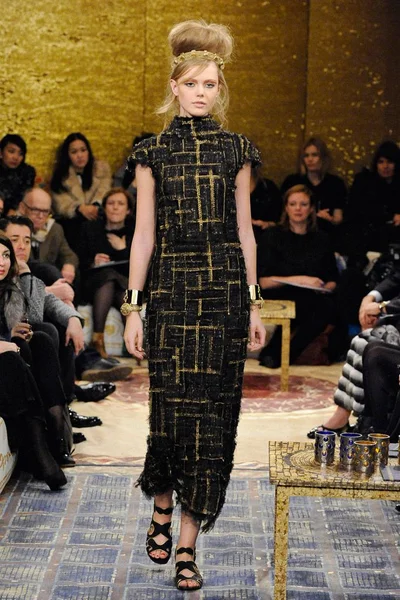 Look 64